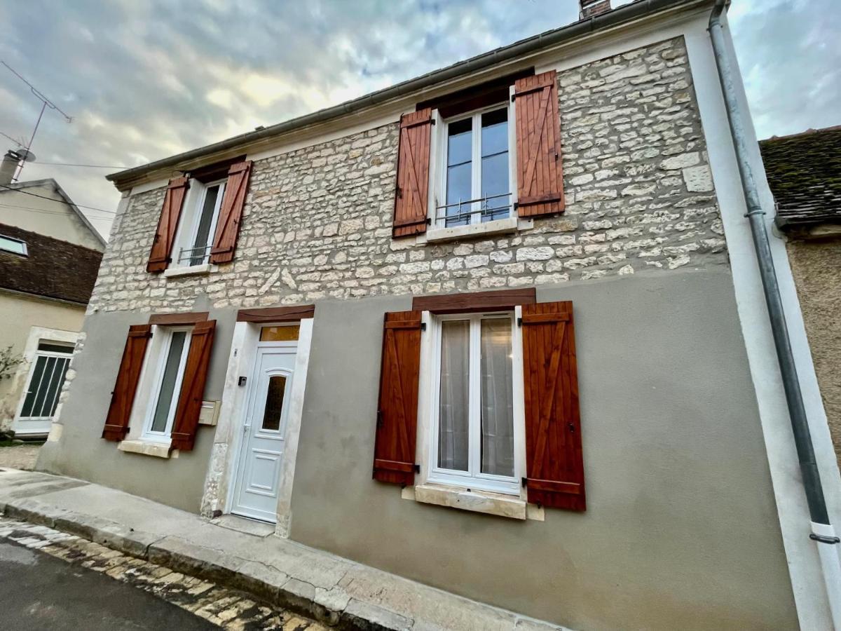 Les Deux L Du Vignoble Chablis Exterior foto